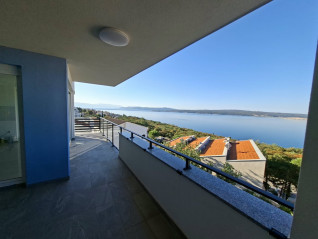 DRAMALJ – LUKSUZEN PENTHOUSE 183 m² S KROVNO TERASO 140 m² IN OTVORENIM POGLEDOM NA MORJE (30766)