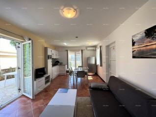 MEDULIN, POŠESI, STAN 73,54 m² S VRTOM, 150 m OD MORA (29996)