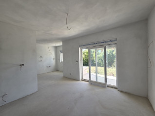 PULA – VALMADE – DVOSOBNI STAN U NOVOGRADNJI (30150)