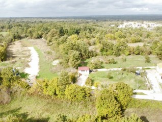 Prodaja građevinskog zemljišta, blizina Svetvinčenate. Butkovići. (30035)