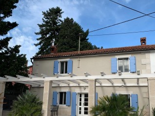 UMAG – Renovirana istarska kuća 400 m od plaže (25674)