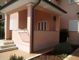 Ev Premantura (23682)