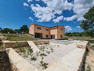 Modern House, New Construction (27463)