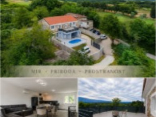 RENOVATED STONE HOUSE WITH POOL AND VIEW OF NATURE (30694)