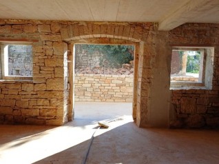 Samostojeća kuća u izgradnji – Tinjan (28052)
