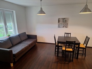 Verkauf - Schön eingerichtete, ausgestattete Wohnung in ruhiger Wohngegend nahe dem Meer, Umag! (24111)