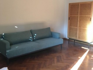 Pula, centar – Dugoročni najam namještenog trosobnog stana (29690)