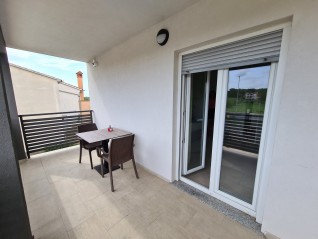 Pula! Kuća s 15 soba i s bazenom! Lokacija Veli vrh. (30346)