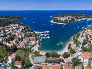 Pješčana Uvala – Haus mit Pool und separatem Apartment, Meerblick, 300 m vom Strand entfernt (30327)